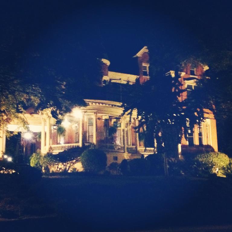 Burke Mansion Bed and Breakfast Macon Buitenkant foto